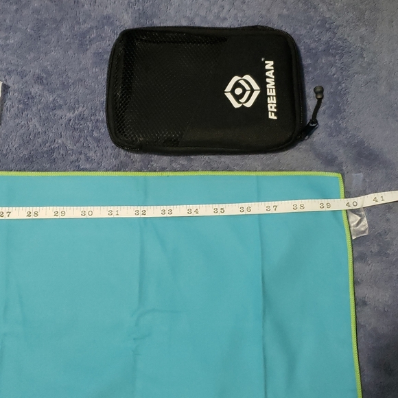 COPY - NWOT Freeman Sport light weight Towel - Picture 6 of 7
